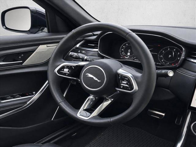 Used 2024 Jaguar XF R-Dynamic SE AWD/4WD image 23