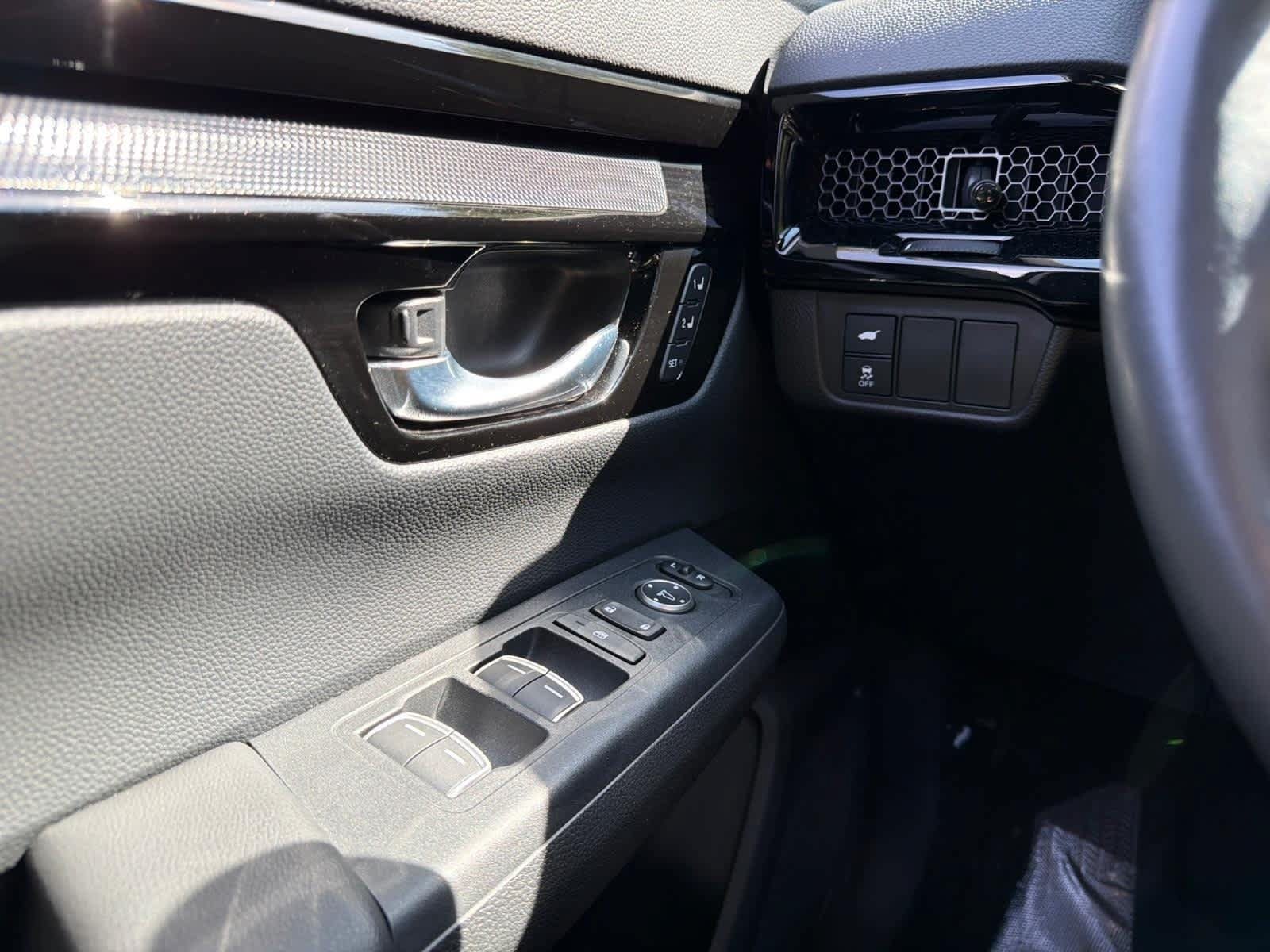 Used 2024 Honda CR-V Sport Touring image 21