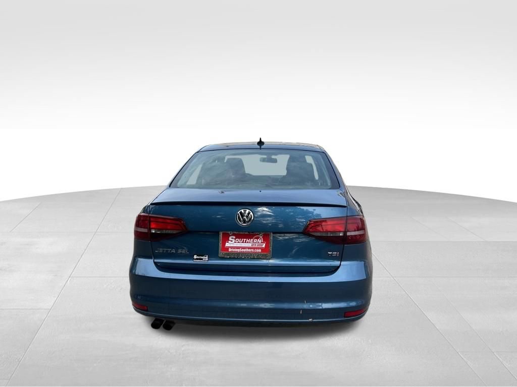 Used 2016 Volkswagen Jetta SEL FWD image 5