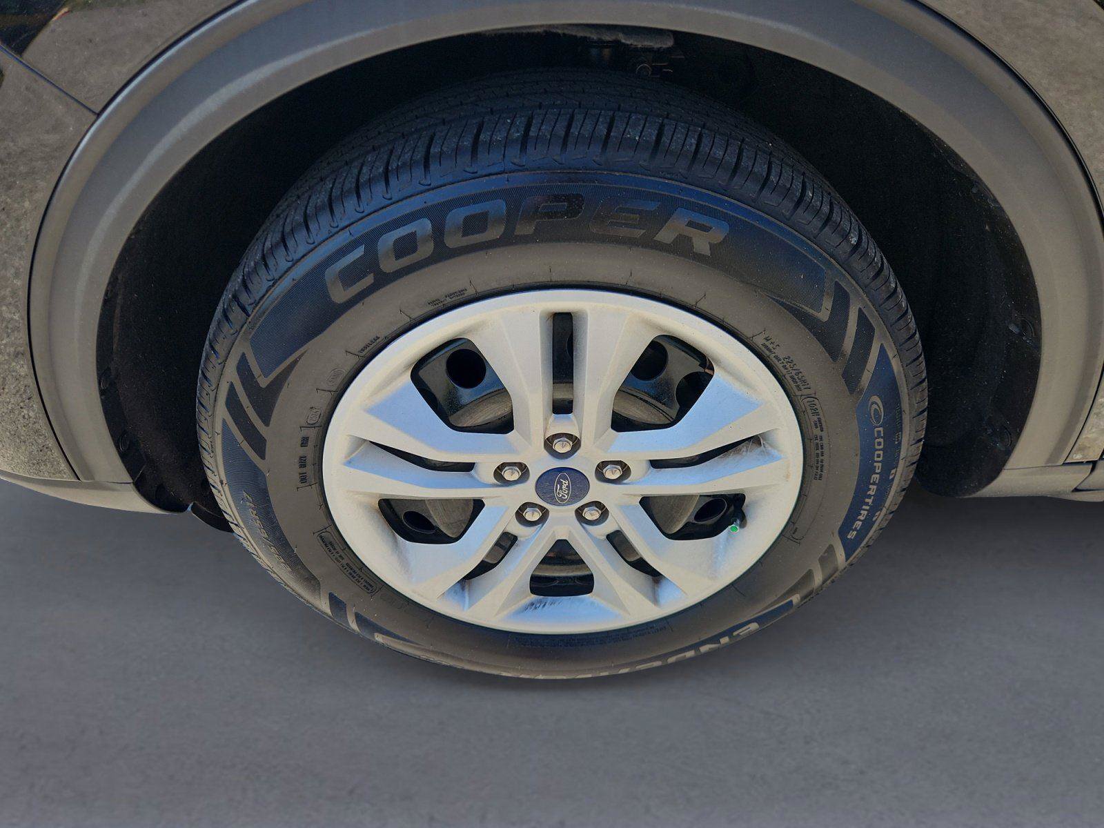 Certified 2022 Ford Escape S AWD/4WD image 9