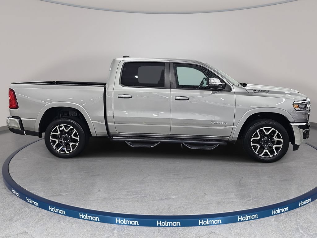 Used 2025 RAM 1500 Laramie AWD/4WD image 5