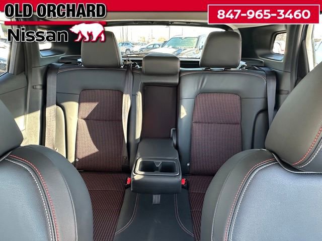 Used 2025 Nissan Kicks SR image 13