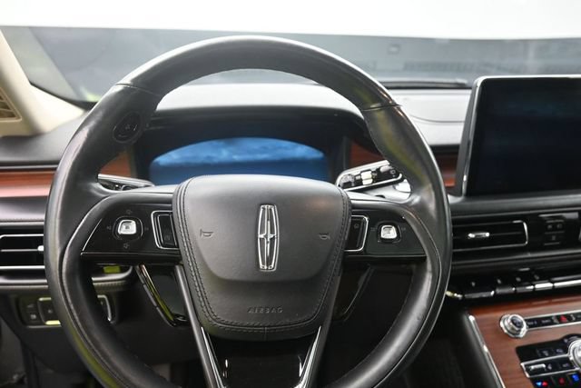 Used 2022 Lincoln Aviator Grand Touring w/ Elements Package Plus AWD/4WD image 17