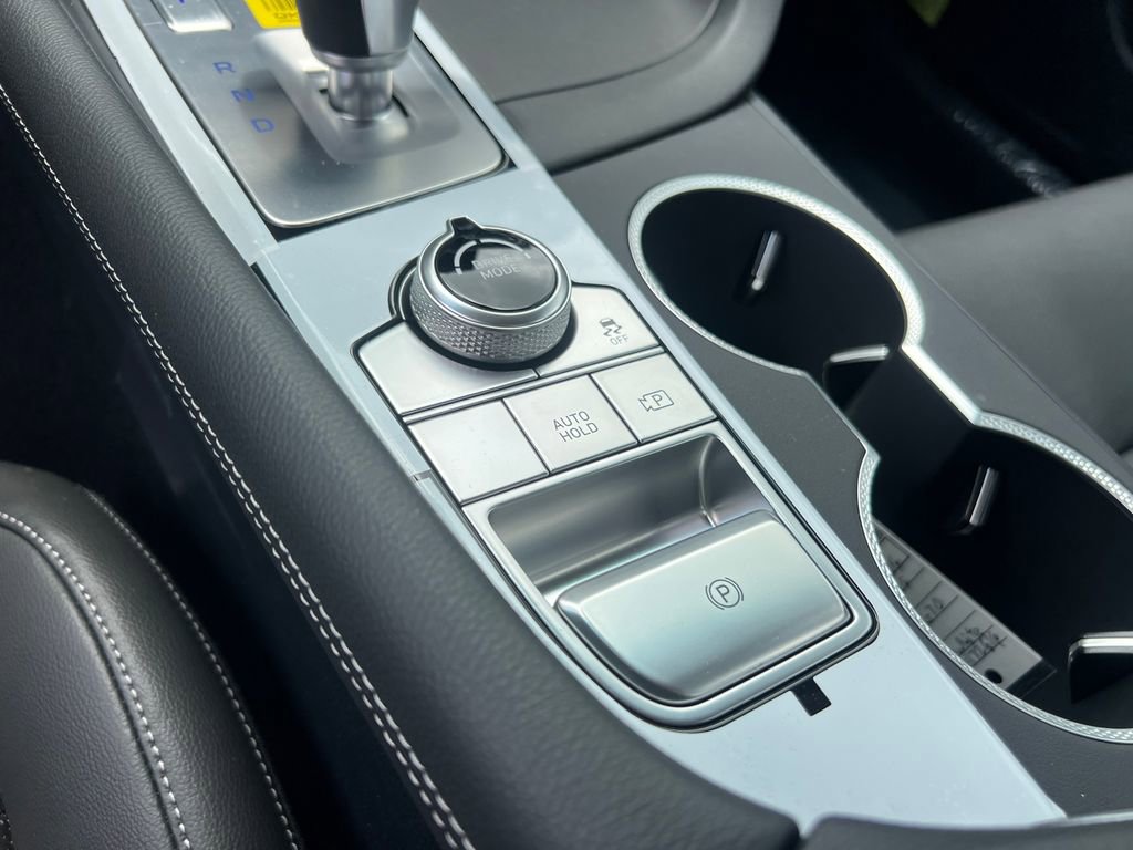 New 2026 Genesis G70 2.5T RWD image 28