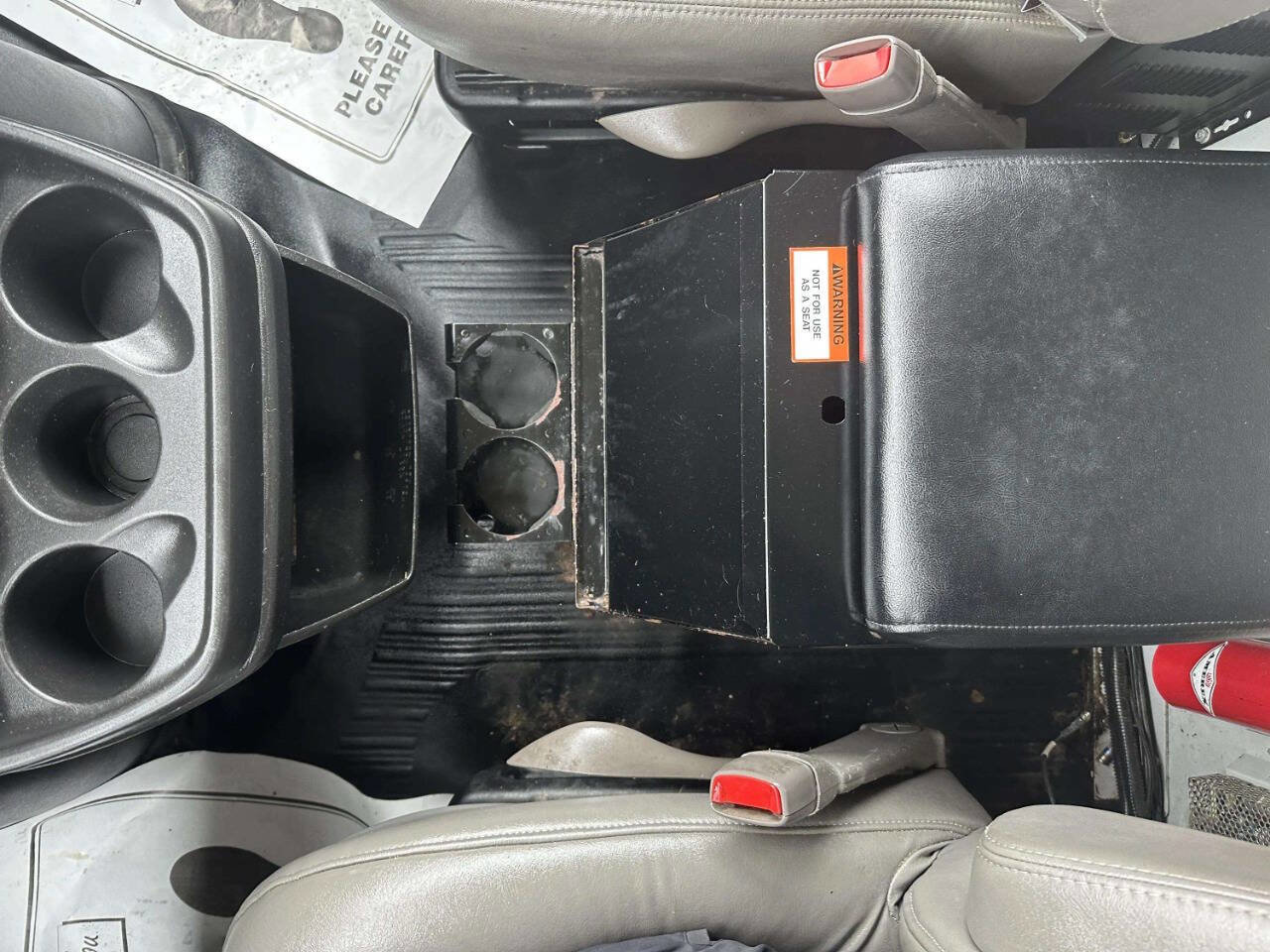 Used 2014 Chevrolet Express 2500 image 24