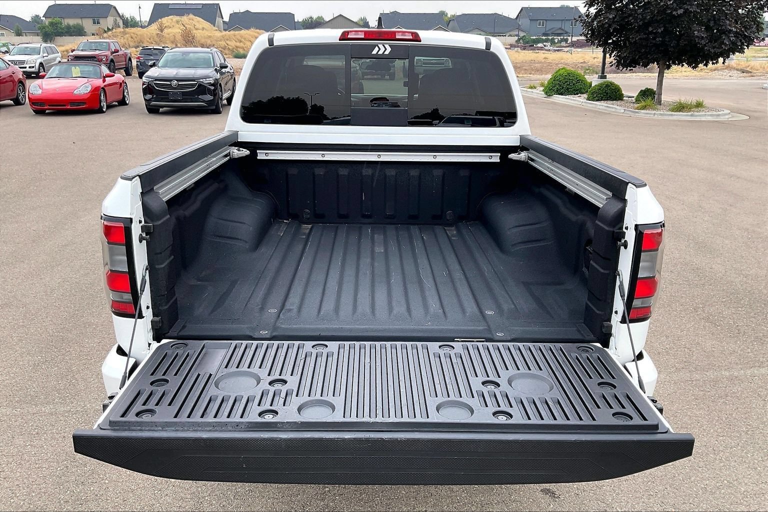 Used 2023 Nissan Frontier SV w/ SV Convenience Package AWD/4WD image 27