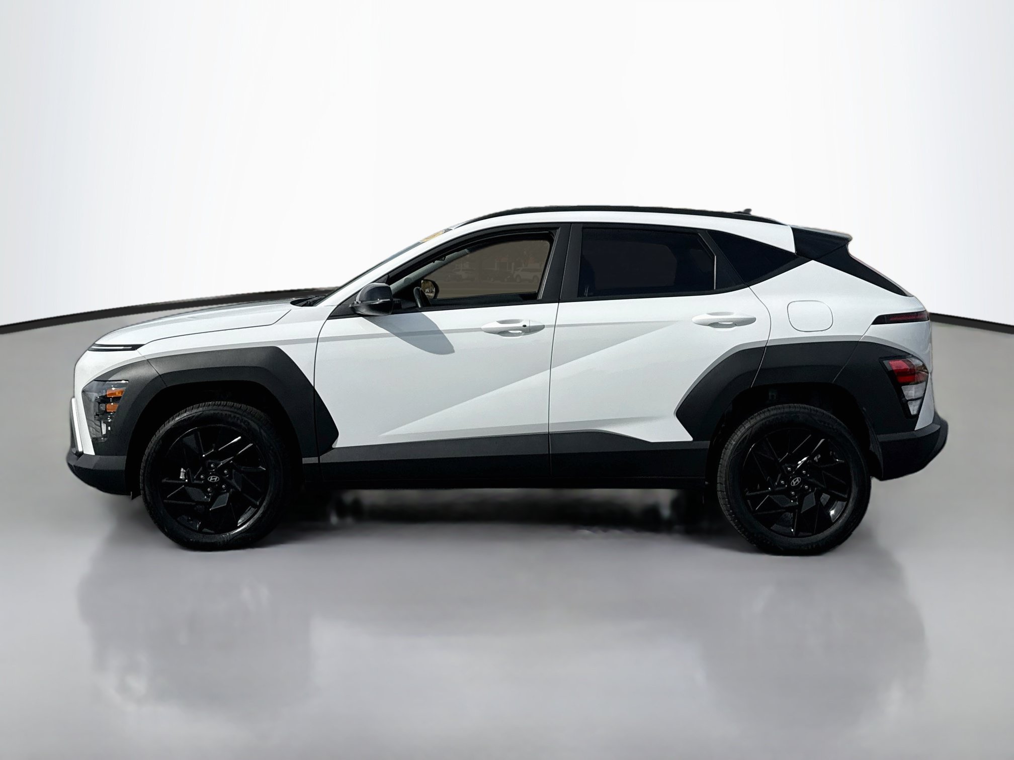 Certified 2026 Hyundai Kona SEL Sport AWD/4WD image 4
