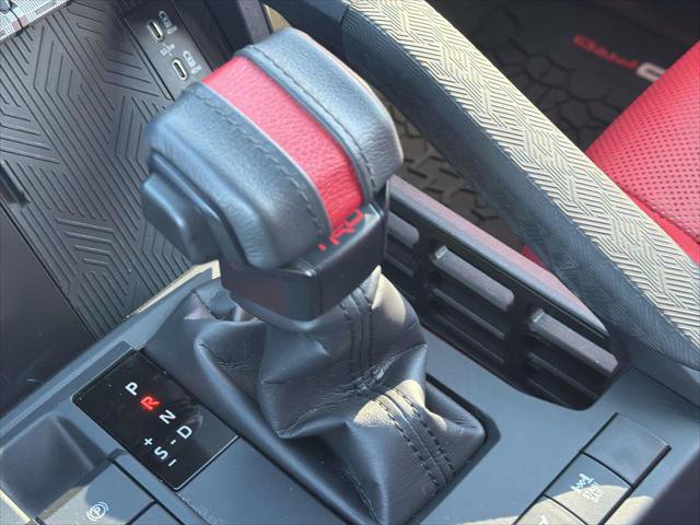 Certified 2025 Toyota Tacoma TRD Pro AWD/4WD image 18