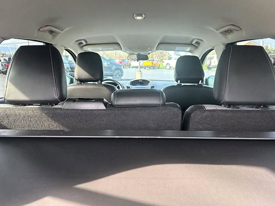 Used 2018 Ford Escape SE w/ SE Sport Appearance Package AWD/4WD image 32