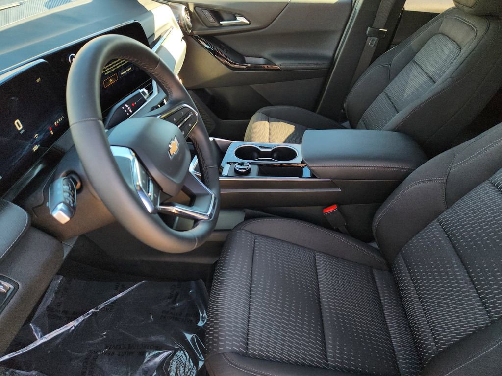 New 2026 Chevrolet Equinox LT image 14