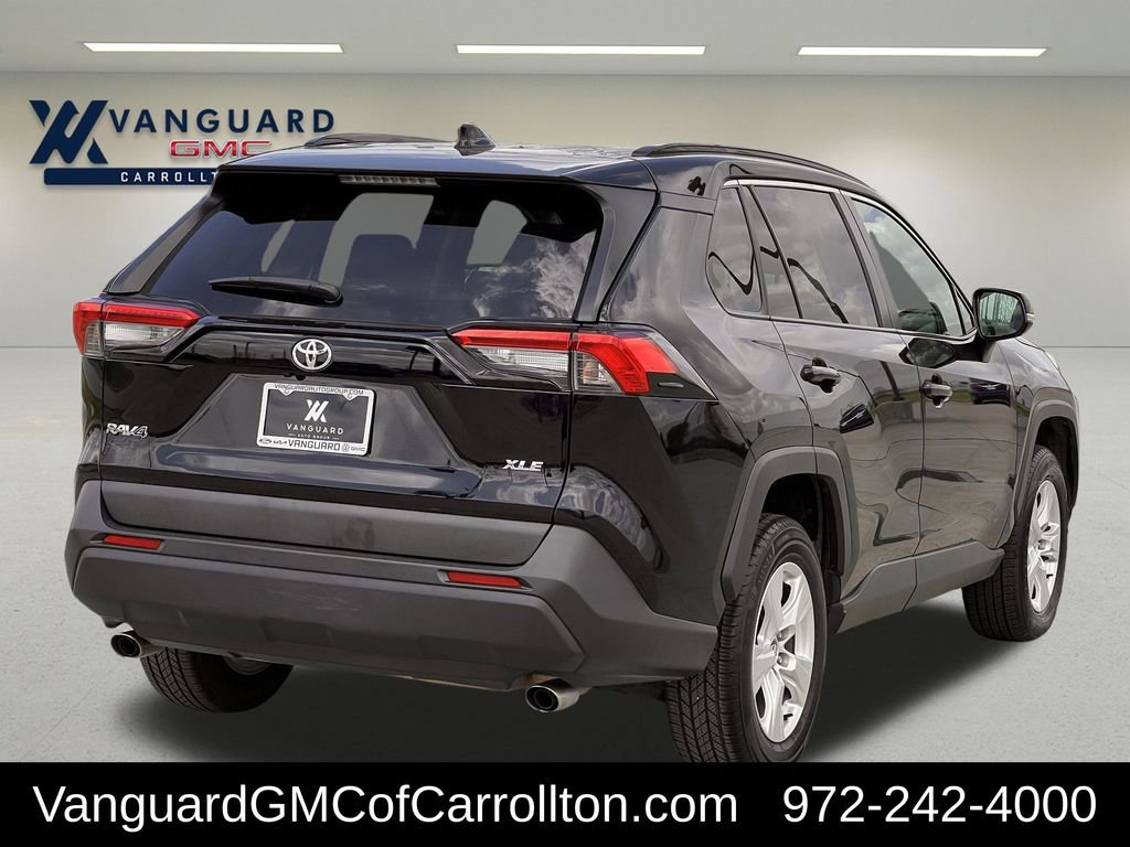 Used 2020 Toyota RAV4 XLE video 3