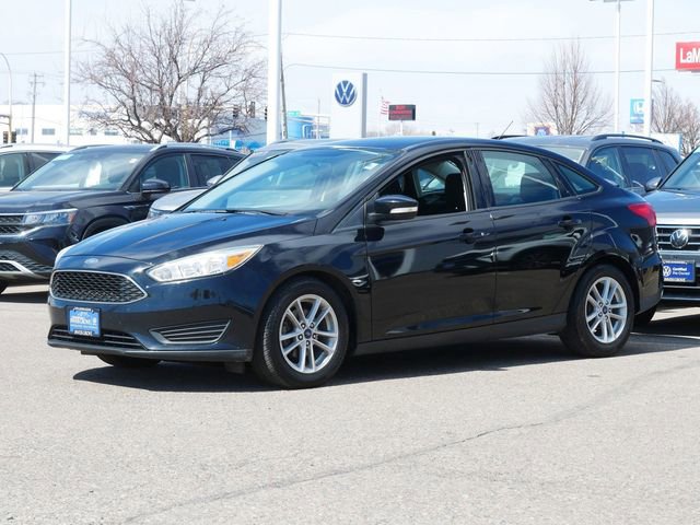 Used 2017 Ford Focus SE image 3