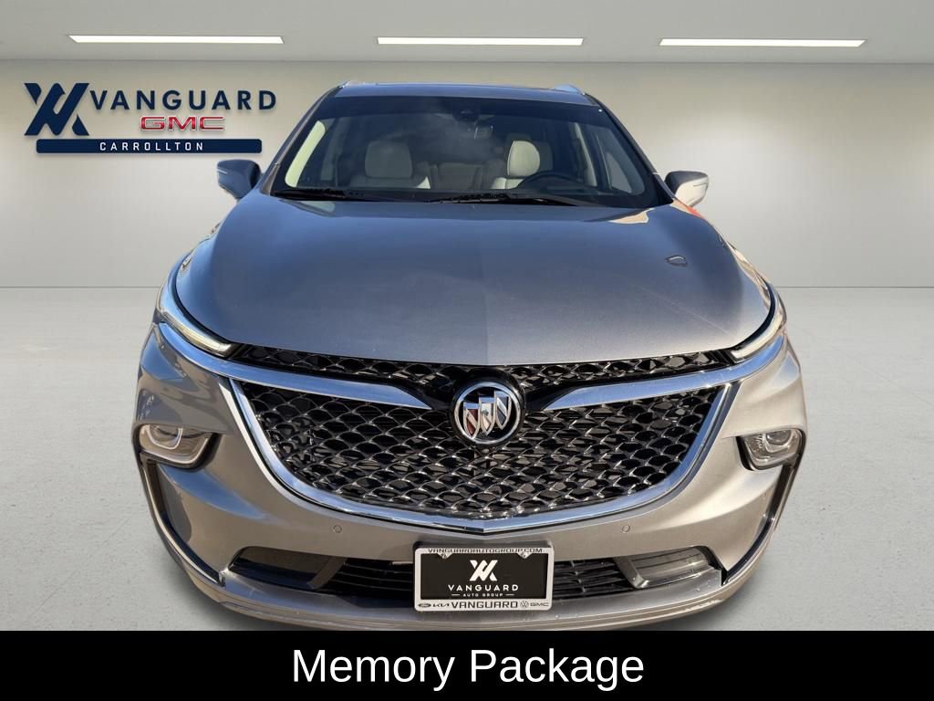 Used 2023 Buick Enclave Avenir FWD image 7