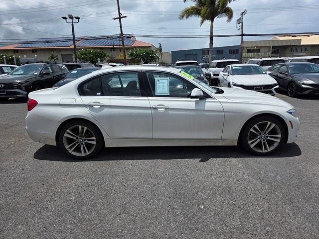 Used 2017 BMW 330i Sedan RWD image 8