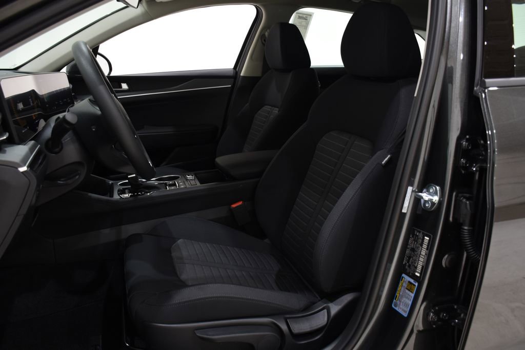 New 2026 Kia K5 LXS image 22