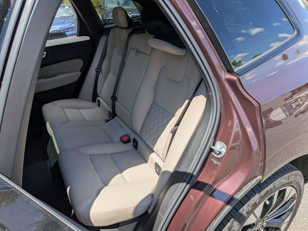 Used 2026 Volvo XC60 B5 Plus w/ Climate Package AWD/4WD image 20