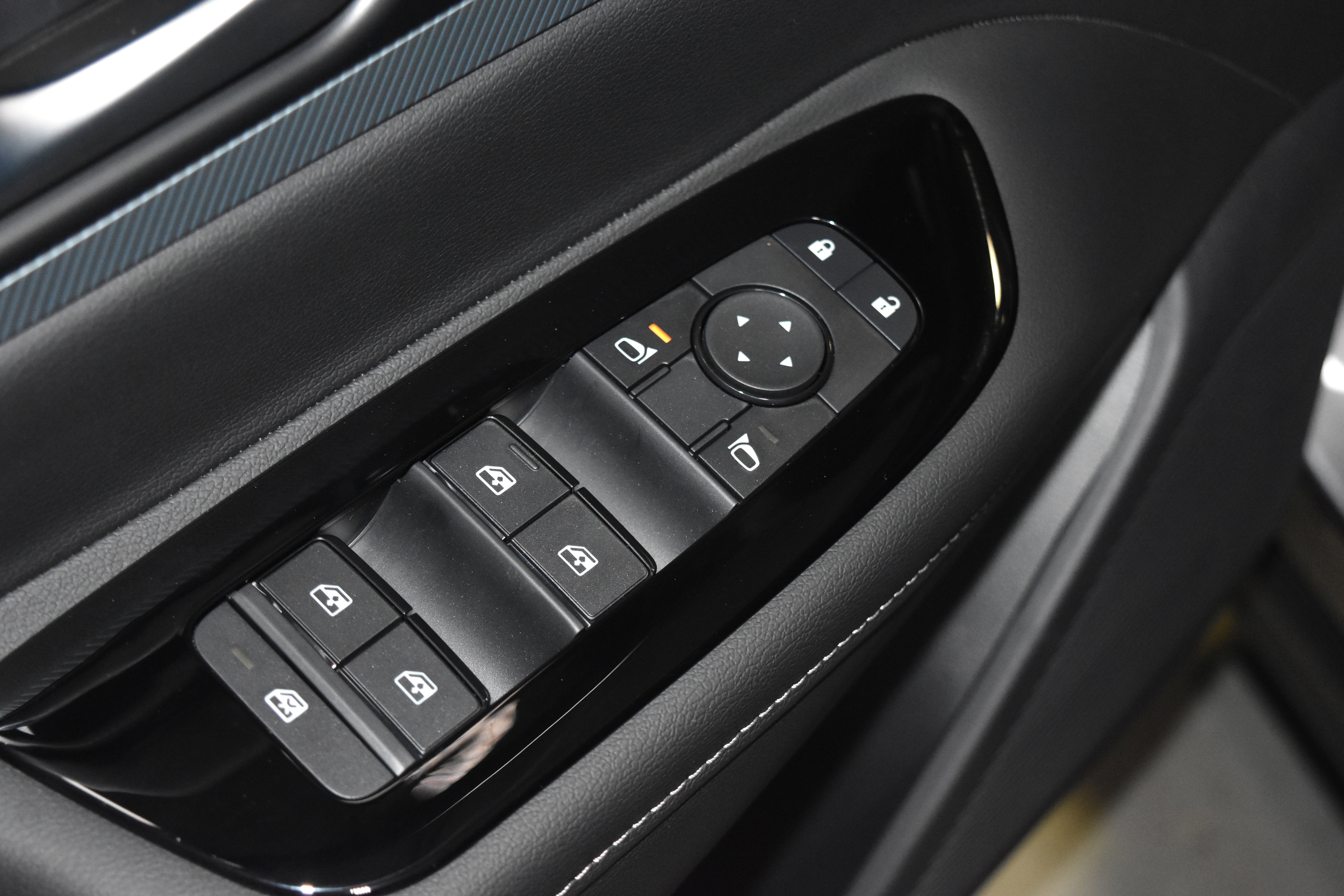 New 2026 Nissan Murano SL image 5