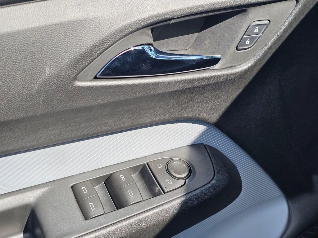 New 2027 Chevrolet Bolt LT FWD image 21