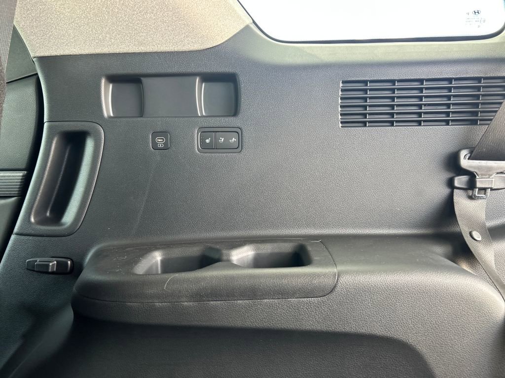 Used 2023 Hyundai Palisade Limited image 36