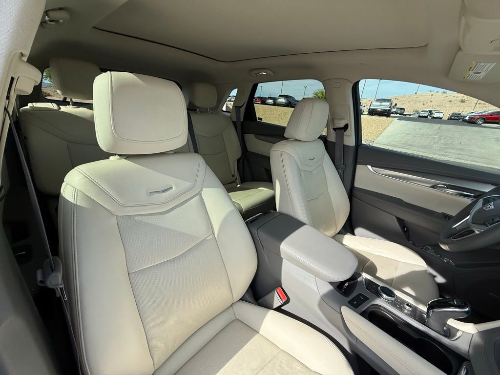 Used 2021 Cadillac XT5 Premium Luxury image 17