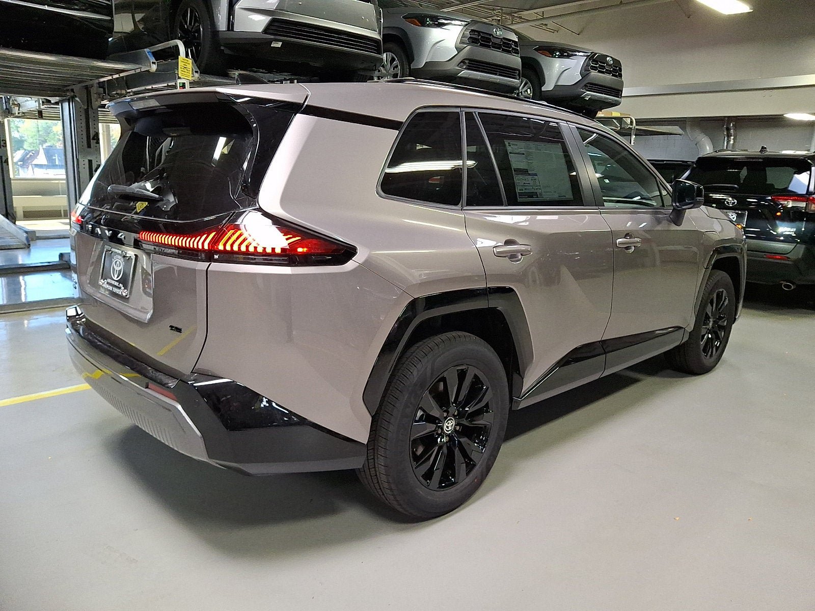 New 2026 Toyota RAV4 SE w/ Convenience Package AWD/4WD image 4