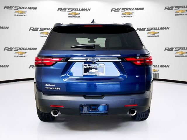 Used 2023 Chevrolet Traverse LS image 6