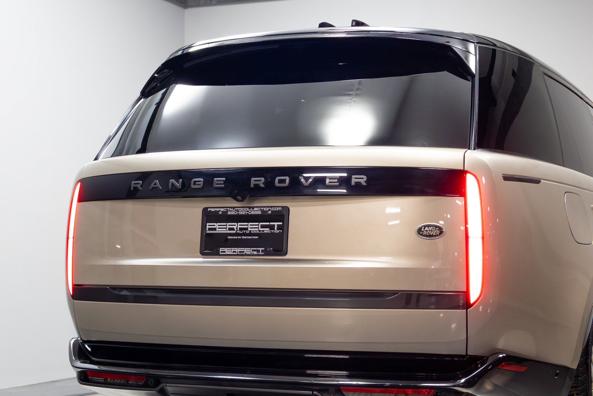 Used 2023 Land Rover Range Rover Long Wheelbase Autobiography AWD/4WD image 87