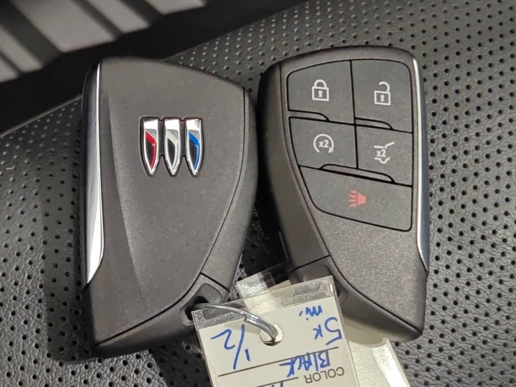 Used 2026 Buick Envision Avenir AWD/4WD image 17