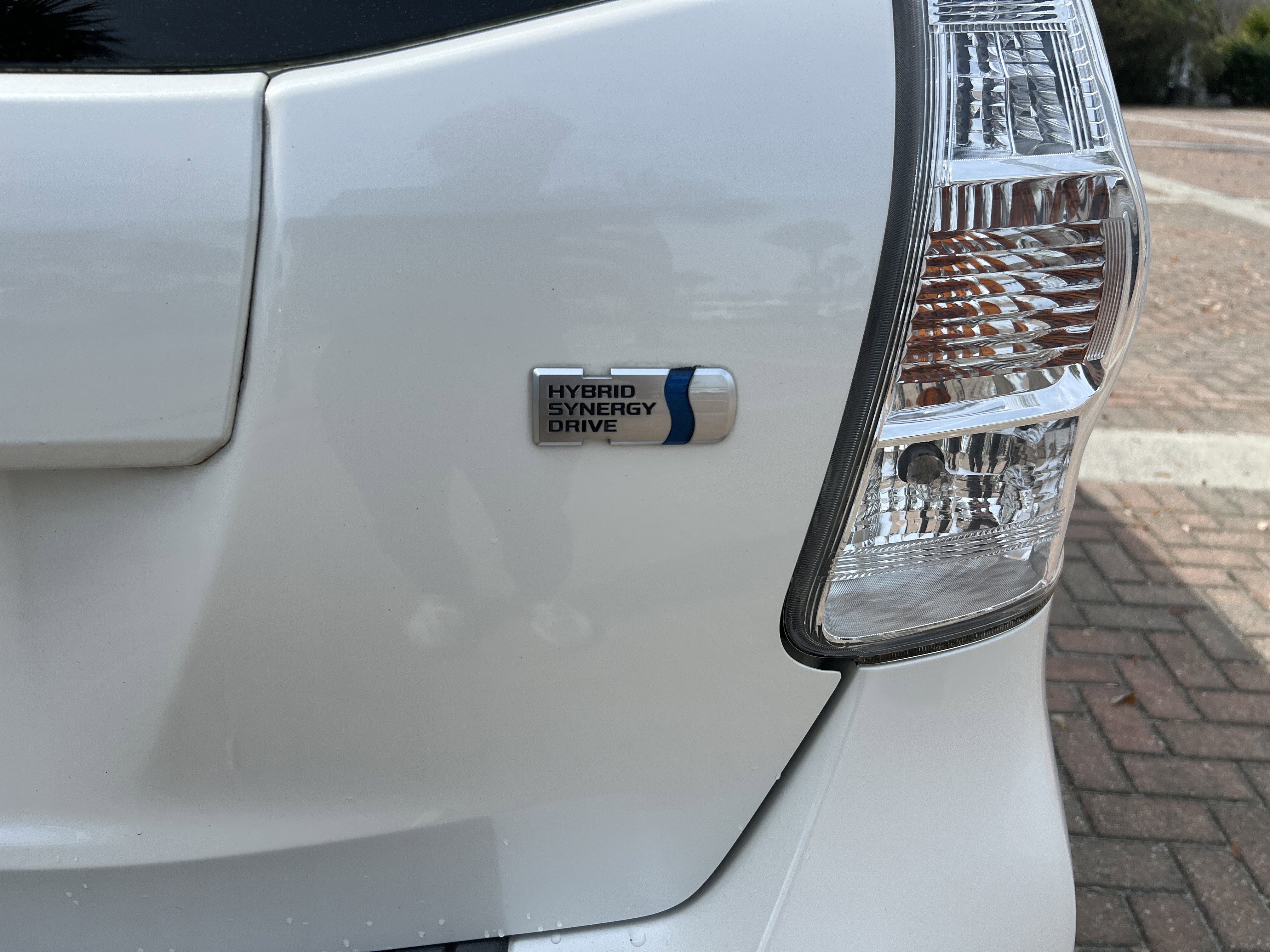 Used 2012 Toyota Prius V Three image 40