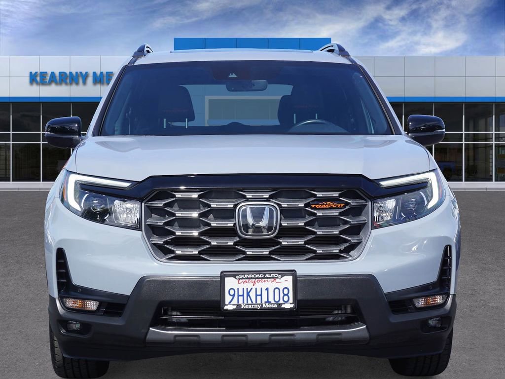Used 2023 Honda Passport TrailSport image 2