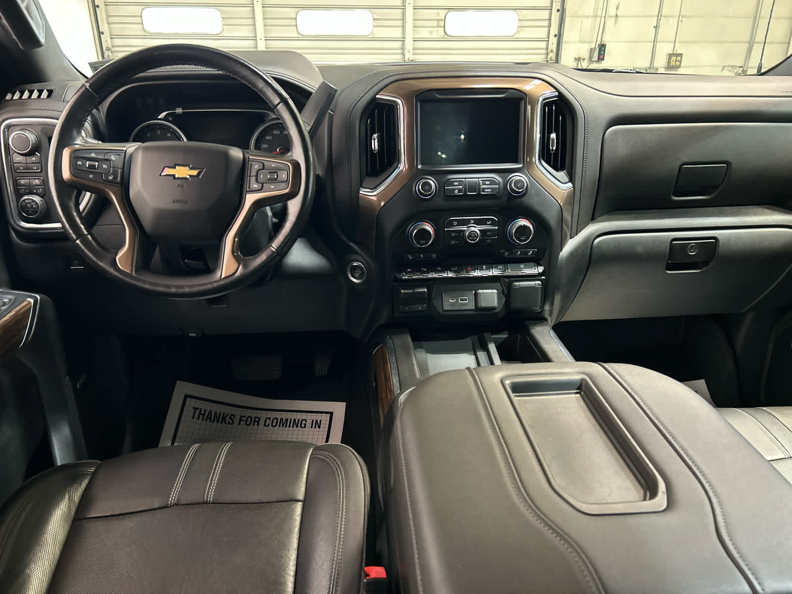 Used 2019 Chevrolet Silverado 1500 High Country w/ Technology Package AWD/4WD image 12