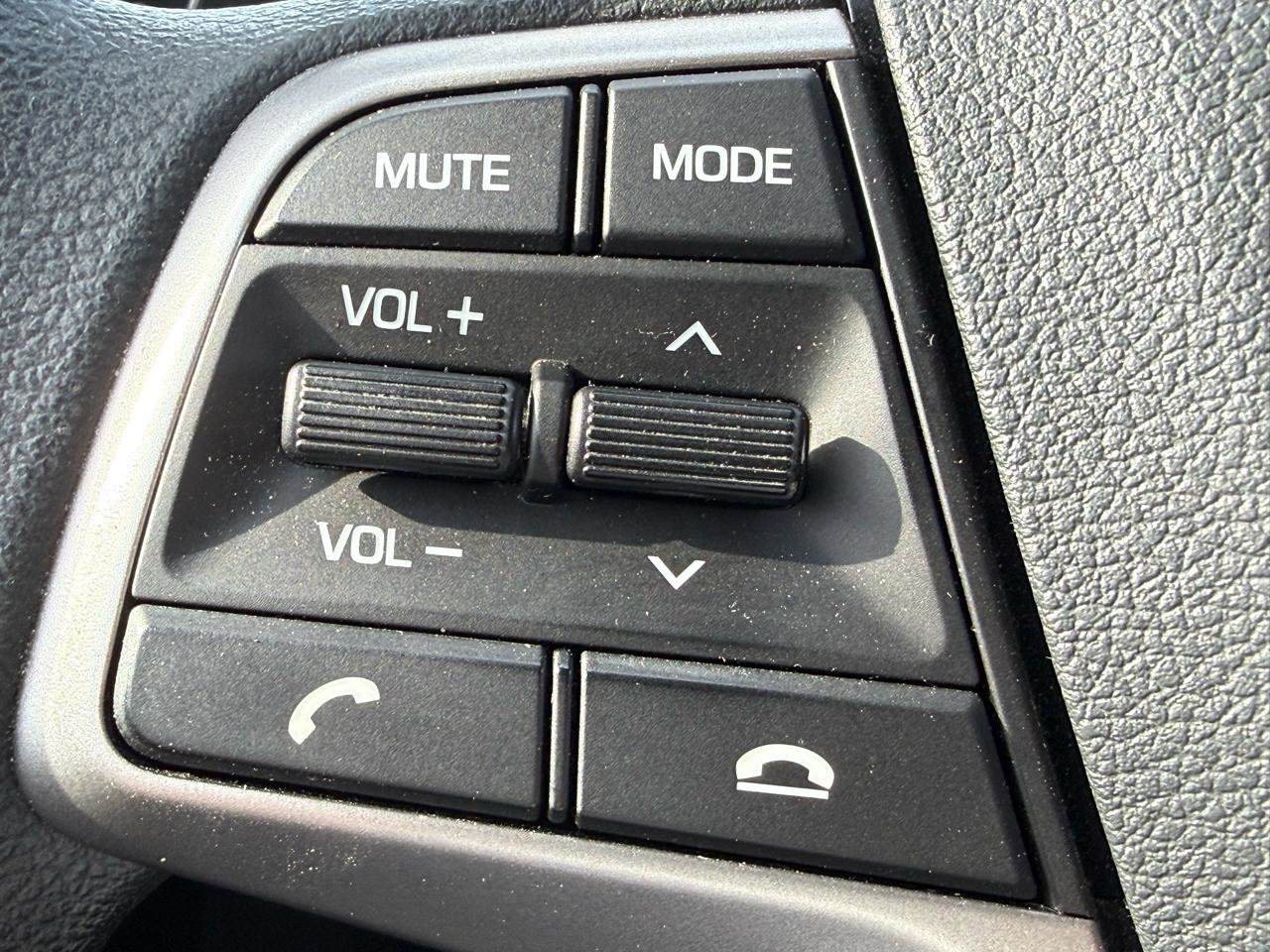 Used 2019 Hyundai Accent SE image 15