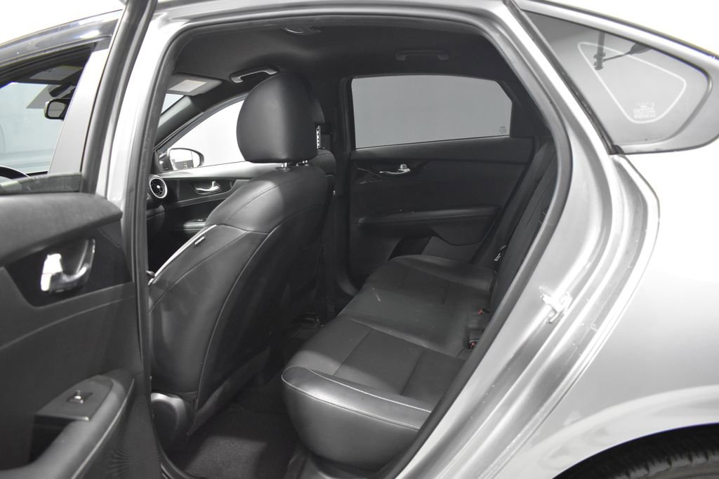 Used 2024 Kia Forte GT-Line image 30