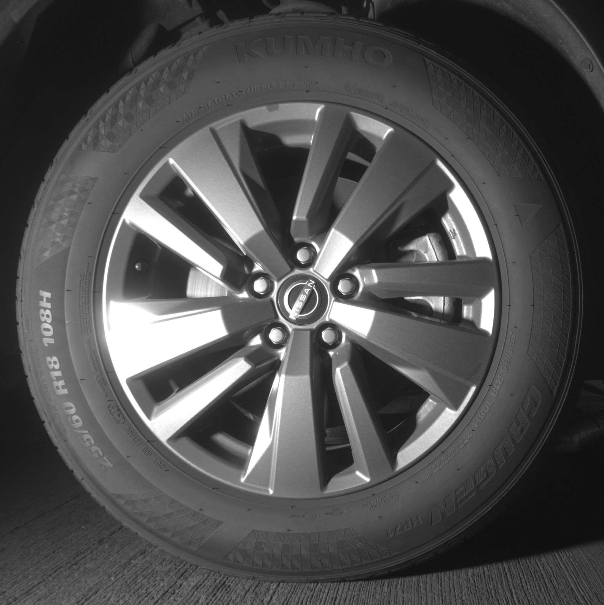 Used 2025 Nissan Pathfinder SV FWD image 13