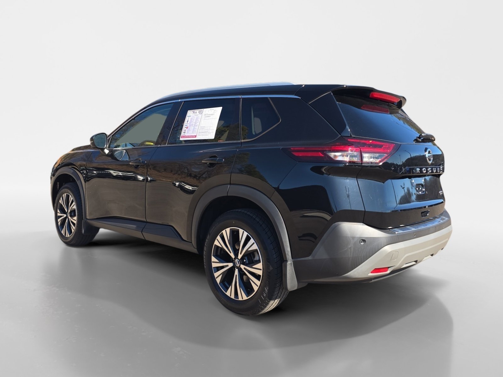 Used 2021 Nissan Rogue SV w/ Premium Package image 3