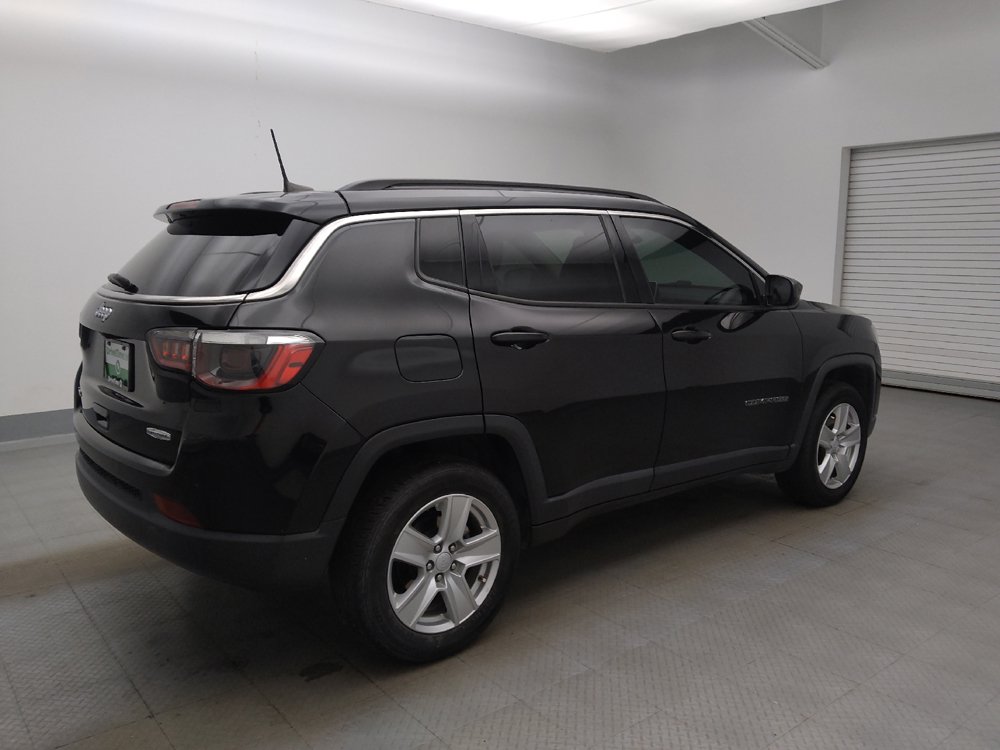 Used 2022 Jeep Compass Latitude w/ Sun and Sound Group AWD/4WD image 10