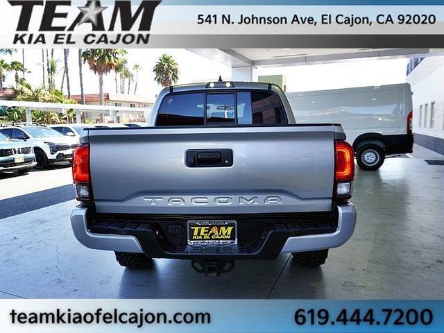 Used 2022 Toyota Tacoma SR AWD/4WD image 11