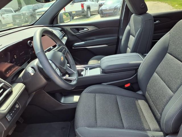 Used 2024 Chevrolet Traverse LT image 5