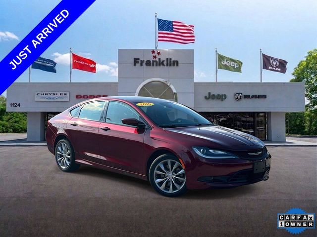 Used 2016 Chrysler 200 S w/ Navigation & Sound Group I