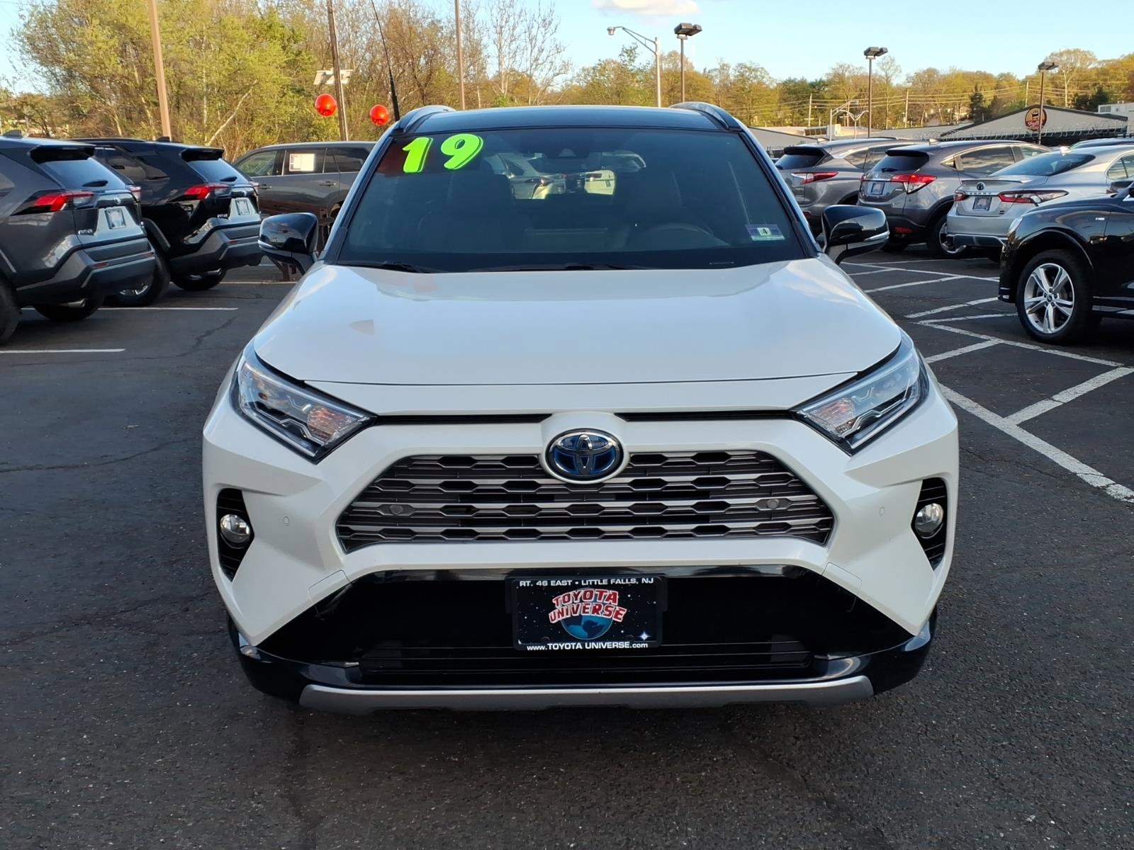 Certified 2019 Toyota RAV4 XSE AWD/4WD image 2