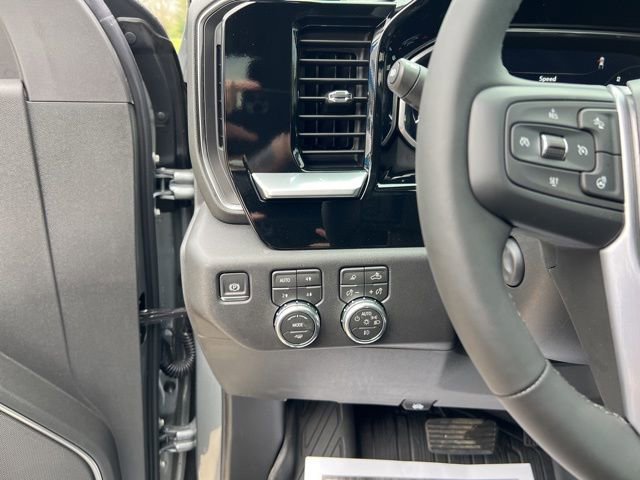 New 2026 GMC Sierra 1500 SLT image 16