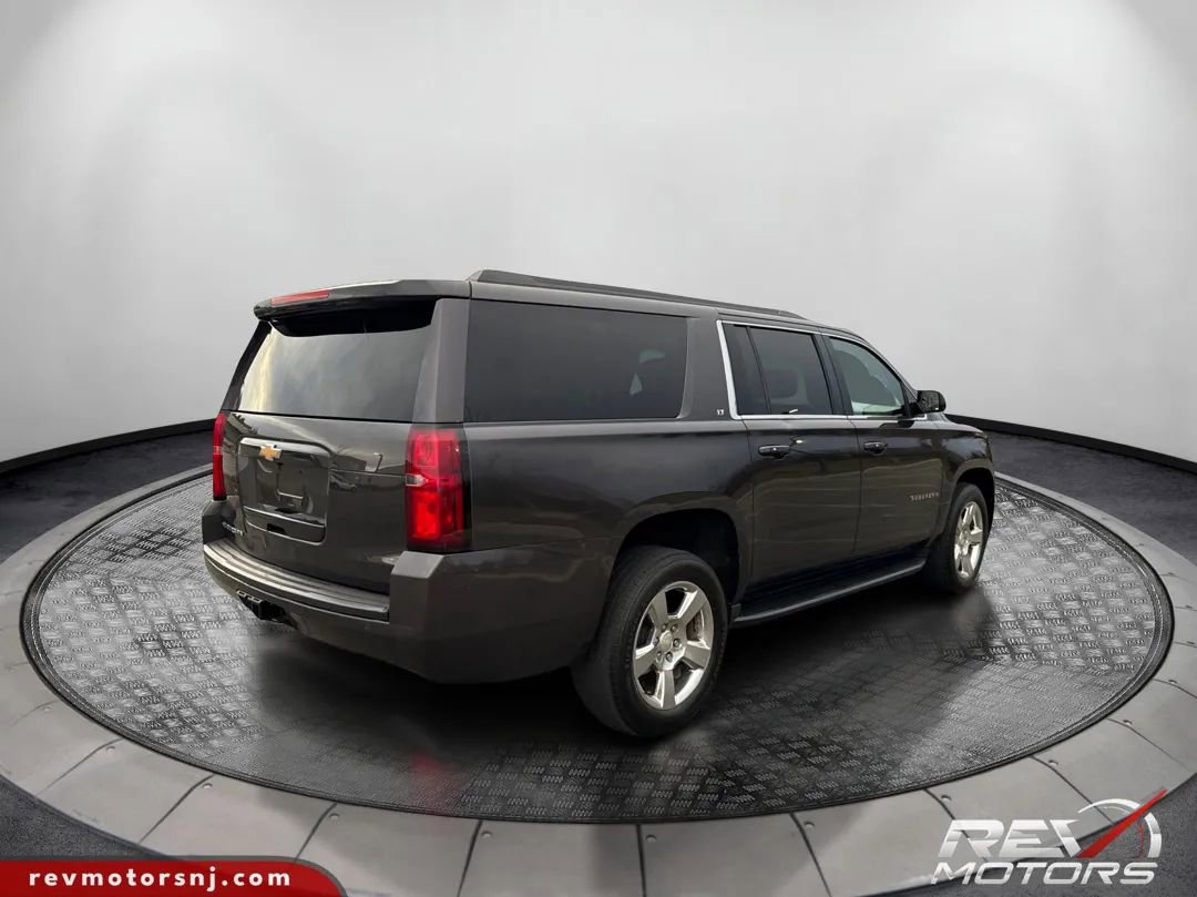 Used 2017 Chevrolet Suburban LT AWD/4WD image 4