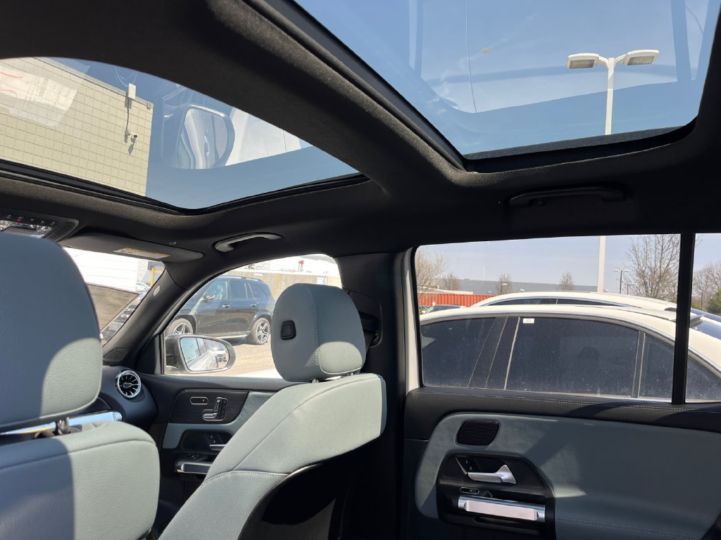 New 2026 Mercedes-Benz GLB 250 4MATIC image 10