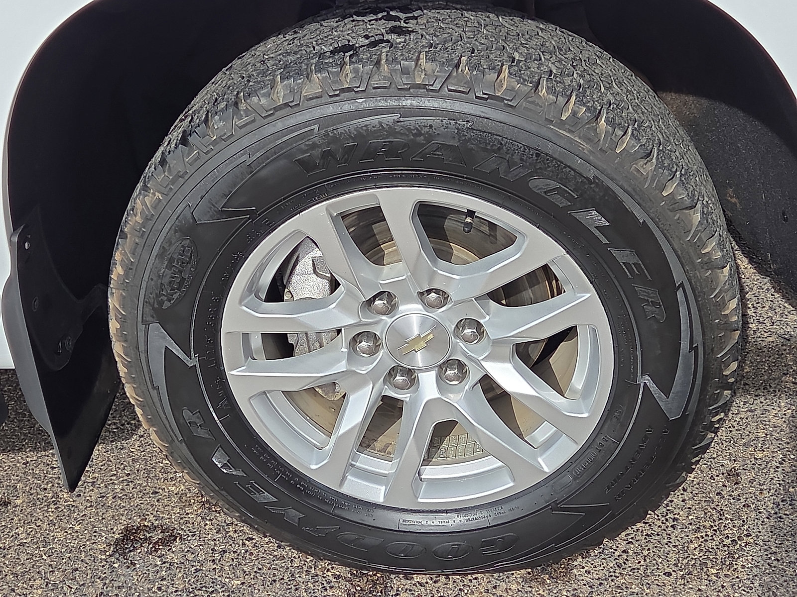 Used 2021 Chevrolet Silverado 1500 LTZ w/ Technology Package image 8