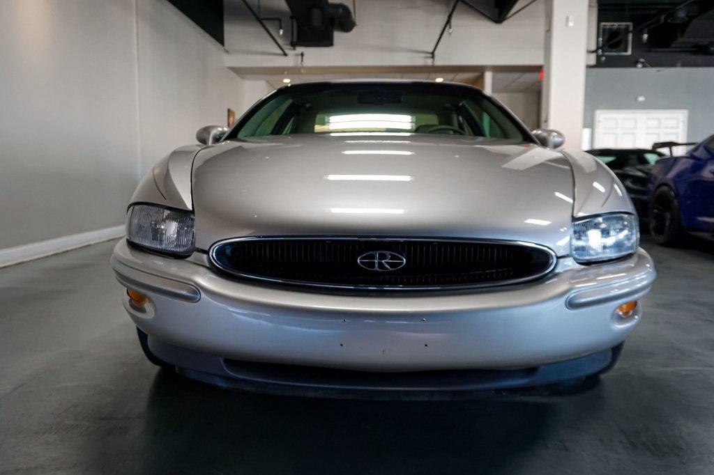 Used 1997 Buick Riviera Supercharged Coupe image 13