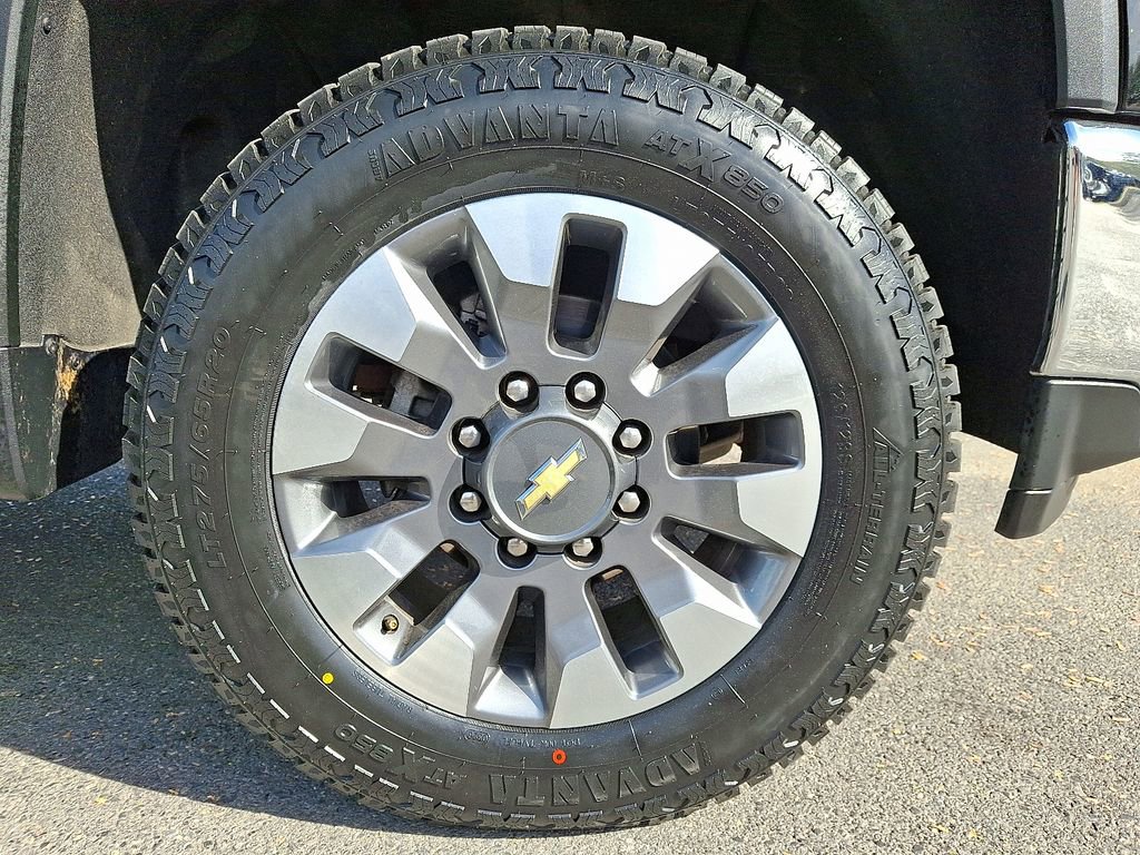 Used 2022 Chevrolet Silverado 2500 LT w/ Convenience Package image 8