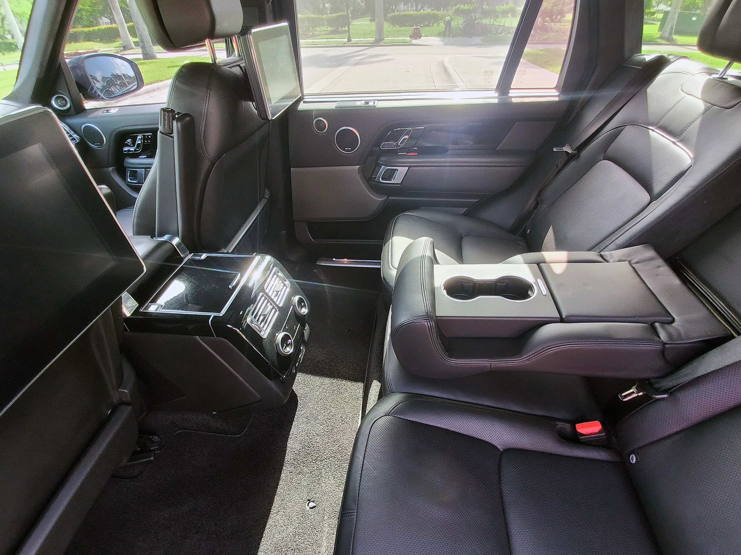 Used 2020 Land Rover Range Rover Long Wheelbase HSE AWD/4WD image 36