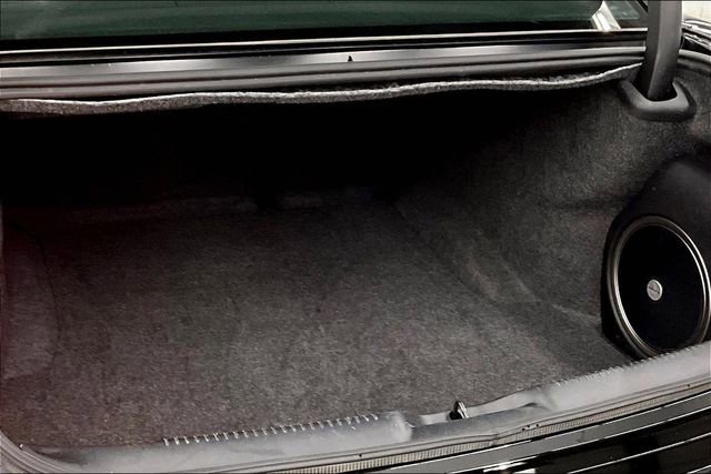 Used 2023 Chrysler 300 Touring L w/ Popular Equipment Group image 37