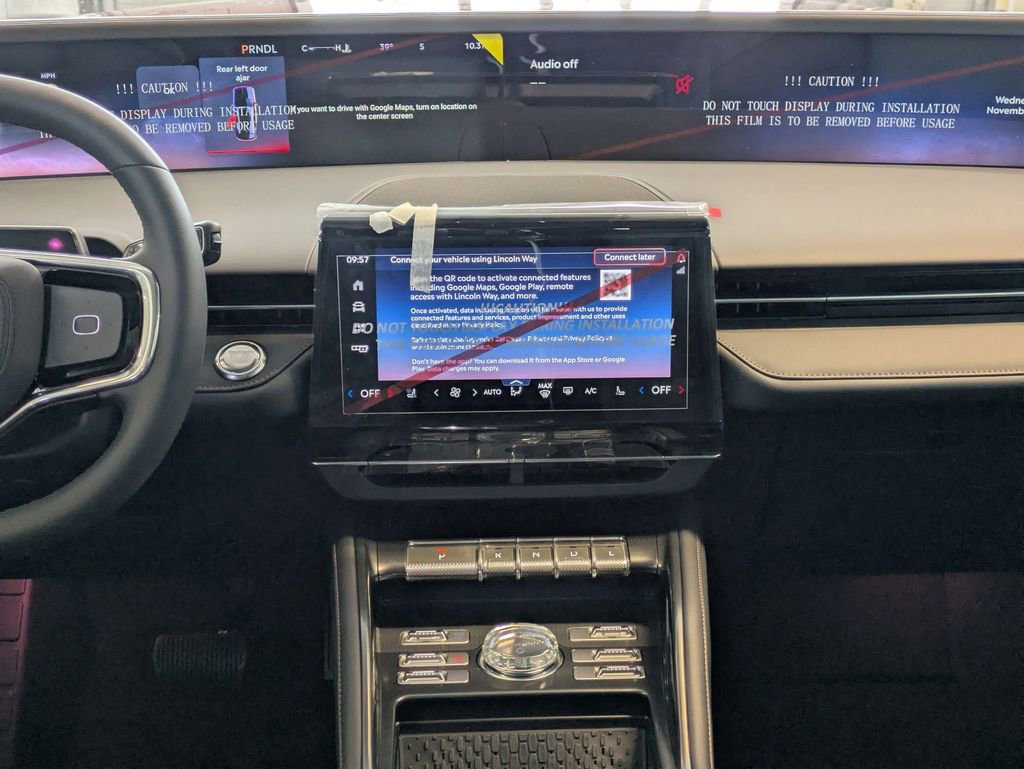 New 2026 Lincoln Nautilus Premier w/ Jet Appearance Package AWD/4WD image 13