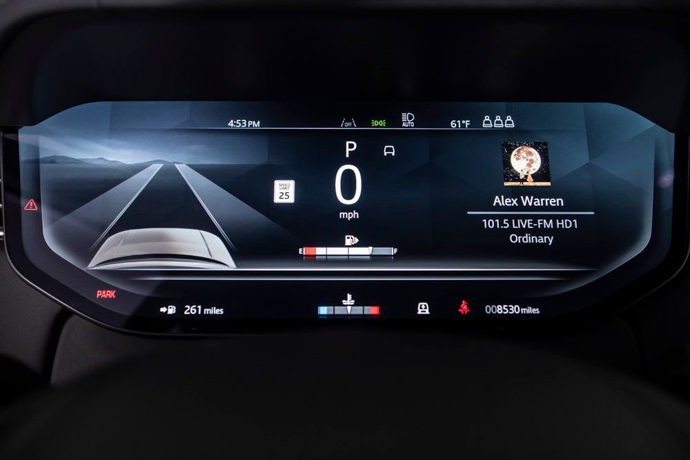 Used 2025 Land Rover Range Rover SE image 30